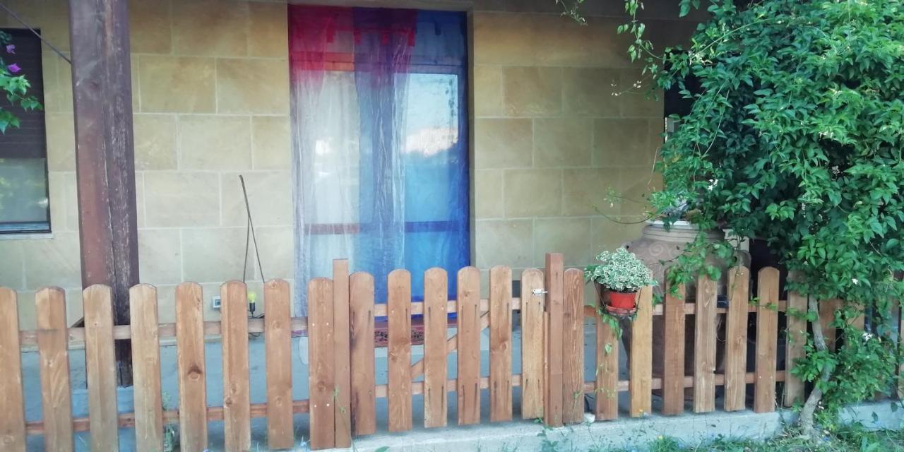 לינה וארוחת בוקר אלגהרו El Matorral מראה חיצוני תמונה